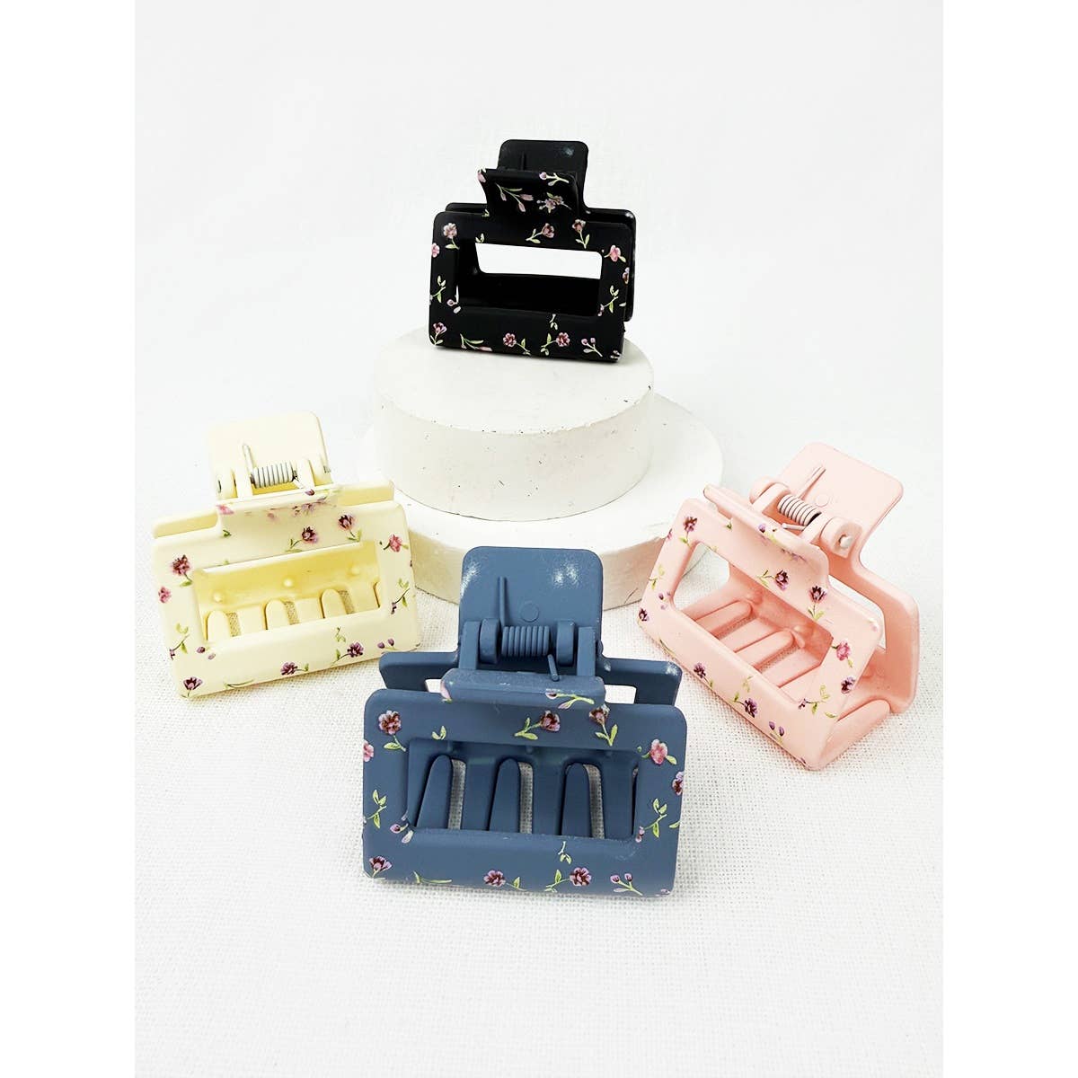 Medium Matte Floral Pattern Claw Clips