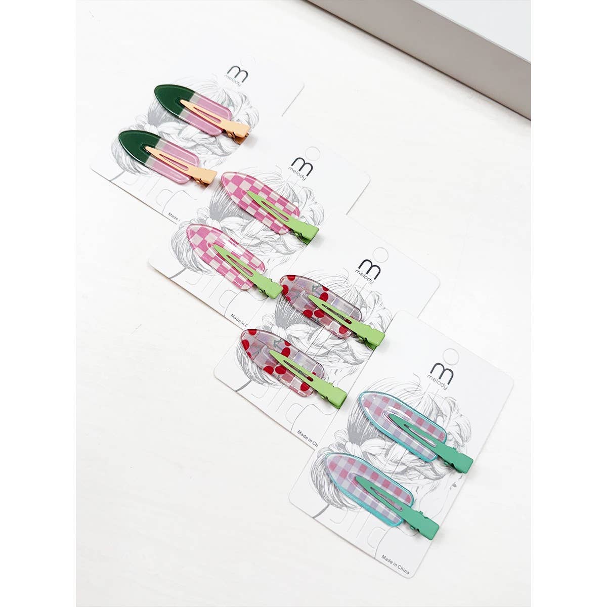 Creaseless Clips
