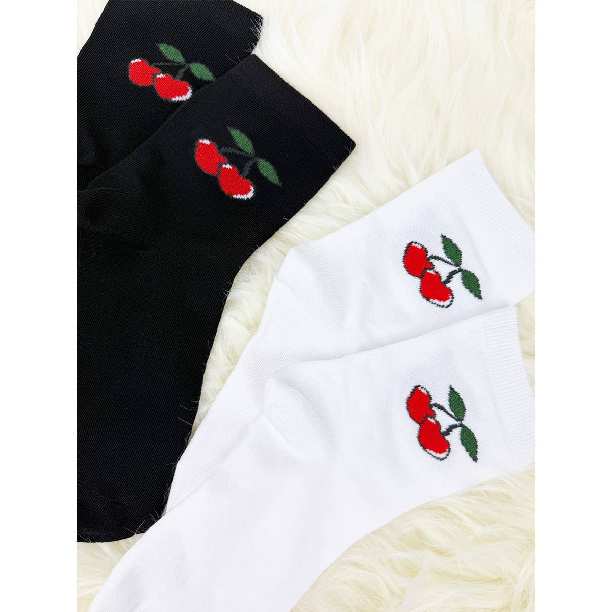 Cherry Basic Black and White Socks