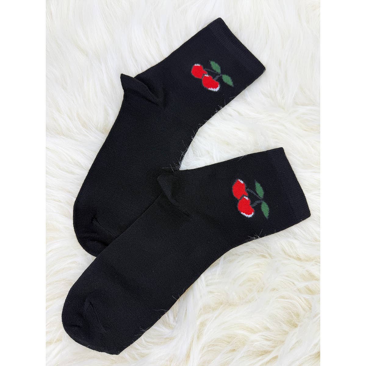 Cherry Basic Black and White Socks